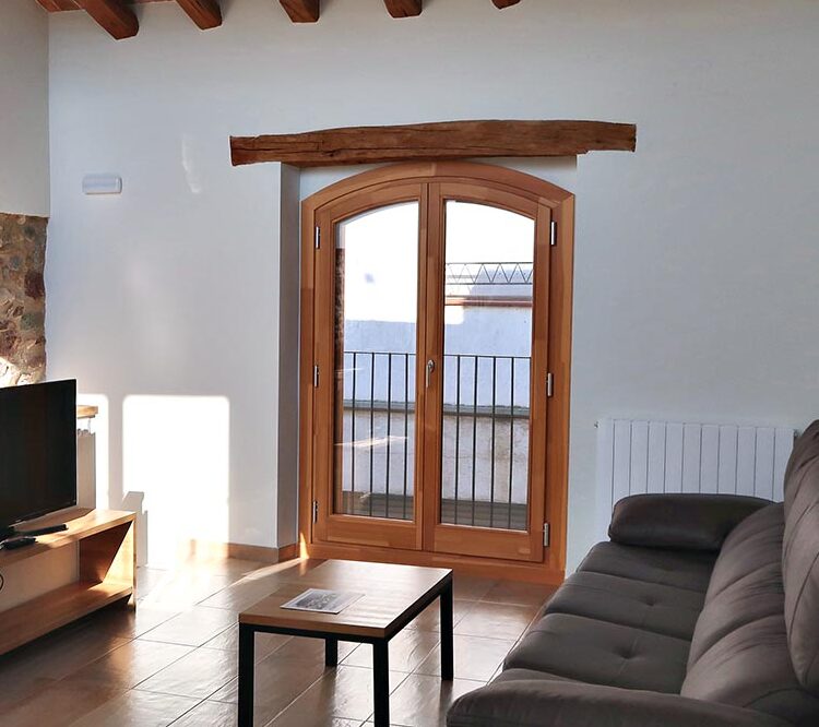ventana de madera con volta catalana y aislamiento termoacústico