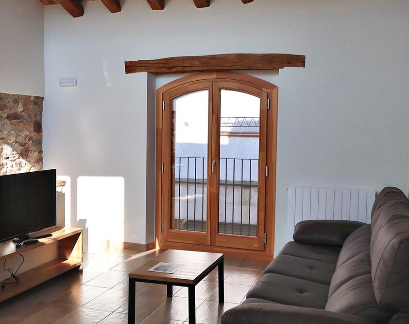 ventana de madera con volta catalana y aislamiento termoacústico